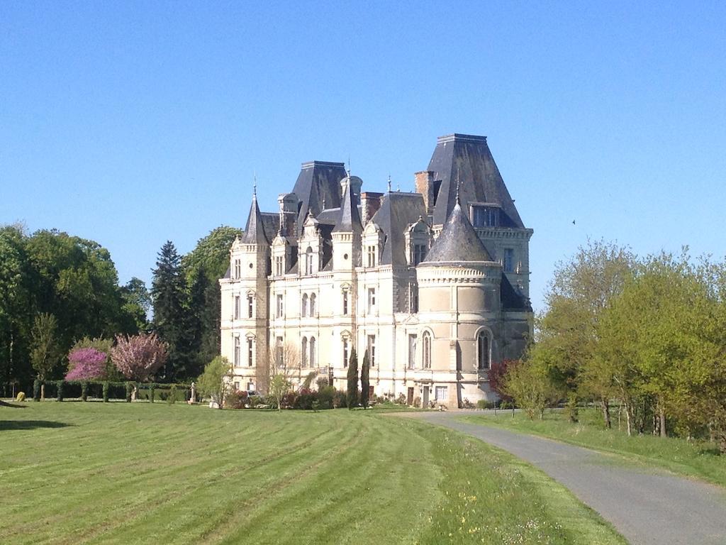 Chateau De La Tremblaye Cholet Bagian luar foto